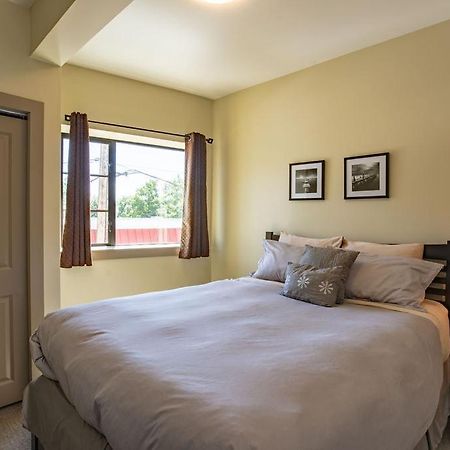 Selkirk Snug By Revelstoke Vacations 아파트 외부 사진